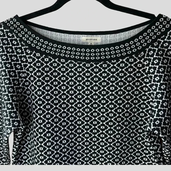 MAX STUDIO | NWOT | BLACK AND WHITE IKAT PRINT DRESS | SIZE MEDIUM - Picture 2 of 10